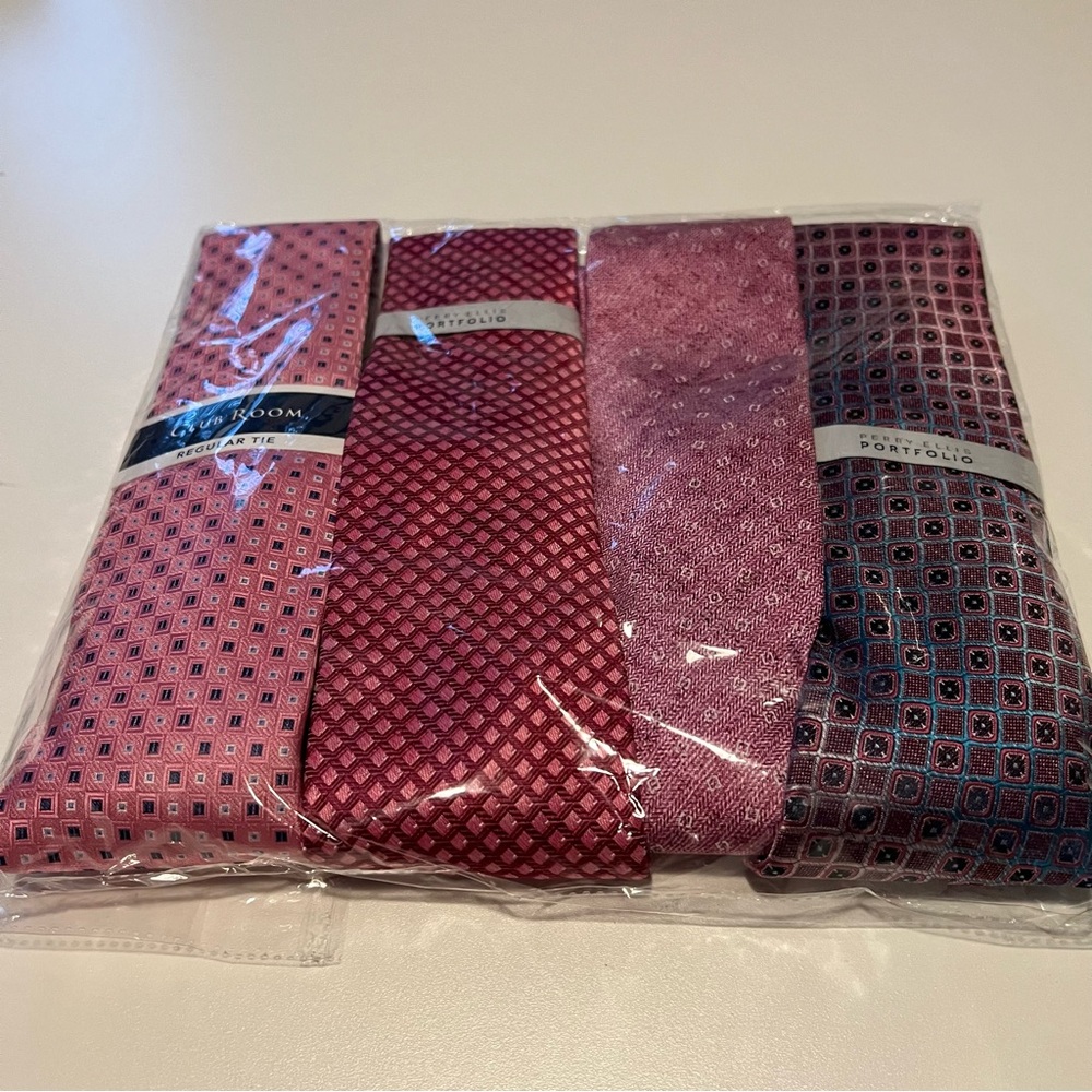 Michael Kors, Perry Ellis and Club Room Elegant Pink and Red Ties Set - Picture 11 of 11